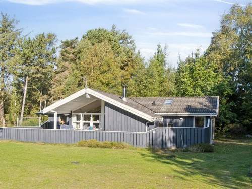 Ferienhaus Tyyne - 250m from the sea