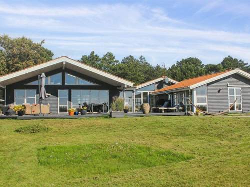 Ferienhaus Hening - 50m from the sea