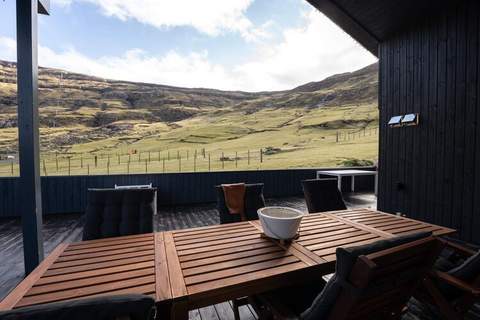 Ferienunterkunft in Tjørnuvík (9 Personen)