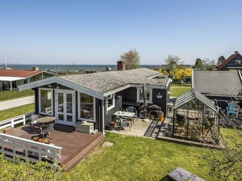 Ferienhaus Ylvie - 150m from the sea