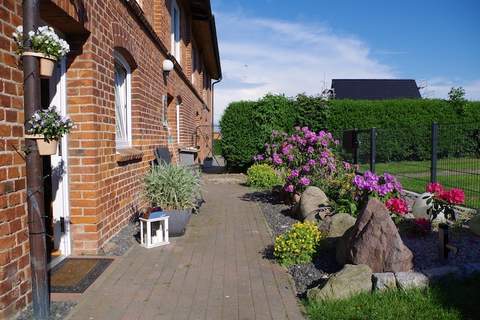 Ostseeurlaub Zur Steinbäck mit Terrasse - Ferienunterkunft in Wahrstorf (3 Personen)