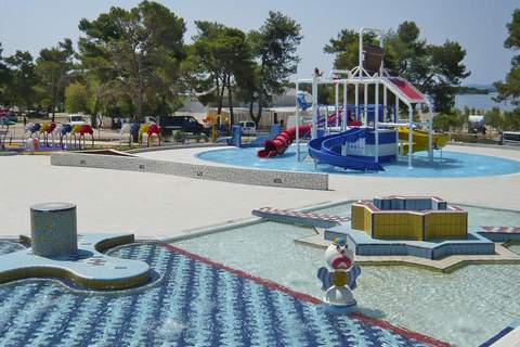 Zaton Holiday Resort - AP/5-6 Superior 4 Stars 65qm 6 Pers - Ferienunterkunft in Zaton-Nin (6 Personen)