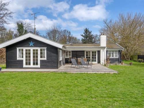 Ferienhaus Hjort - 100m from the sea
