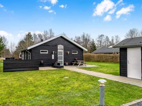 Ferienhaus Frederikka - 1.9km from the sea