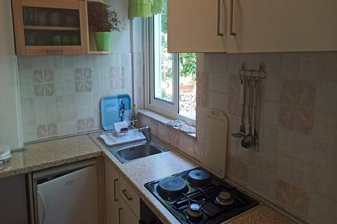 Apartments & Rooms Jokovic- Deluxe Double Room with Terrace and Partial Sea View (SOBA 3) - Ferienunterkunft in Srebreno (2 Personen)