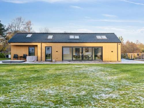 Ferienhaus Pauliina - 1.1km from the sea