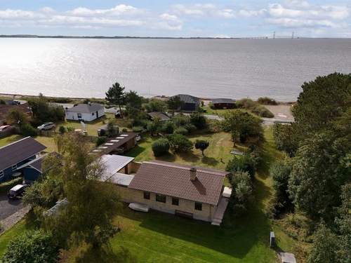 Ferienhaus Svanborg - 40m from the sea
