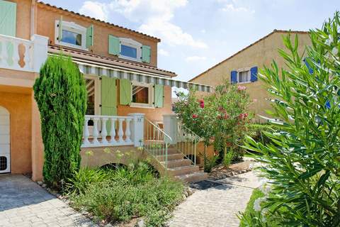 Residence Le Clos des Oliviers Vidauban // Maison 4 chambres 8 pers prestige villa - Ferienunterkunft in Vidauban (8 Personen)