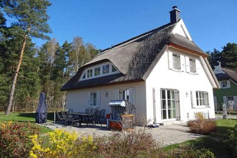 Ferienunterkunft in Glowe (8 Personen)