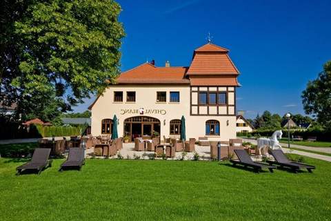 Haus Oliver 200 qm / 1-2 Personen - Ferienunterkunft in Wendorf (2 Personen)