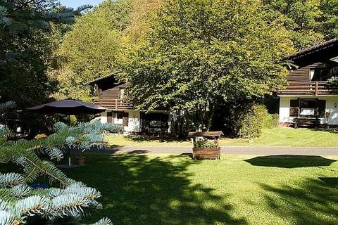 Feriendorf Reinskopf 5 - Ferienunterkunft in Schönecken (6 Personen)