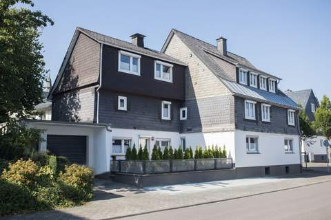 Ferienhaus K17-Kirchstrasse 17 - Ferienunterkunft in Winterberg (20 Personen)