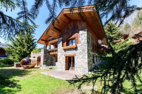 Chalet Etienne - Ferienunterkunft in Meribel (15 Personen)