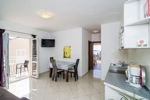 Villa Samba - Superior One-Bedroom Apartment with Balcony and Sea View - Ferienunterkunft in Mlini (3 Personen)