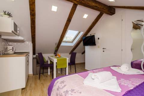 Lavender Garden Apartments - Comfort Studio Apartment with Side Sea View (Second Floor) - APT 5 - Ferienunterkunft in Dubrovnik (2 Personen)