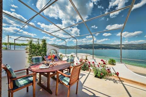 Apartment M1 - Ferienunterkunft in Trogir-Arbanija (6 Personen)
