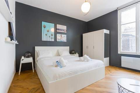 AC-5-BRUXELLES - Ferienunterkunft in Paris (2 Personen)