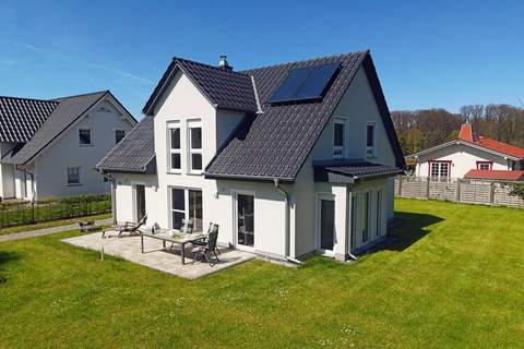 Ferienunterkunft in Breege (6 Personen)