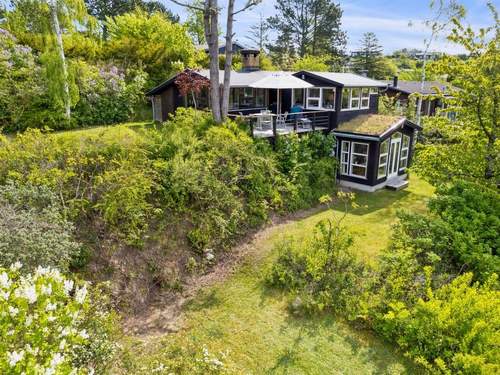 Ferienhaus Gundhild - 1.8km from the sea
