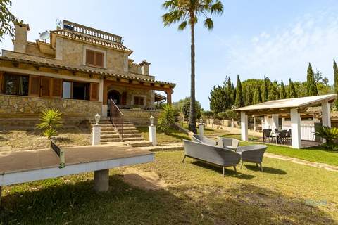 Villa Alejandra con piscina privada y gran jardín - Ferienunterkunft in Alcudia (6 Personen)