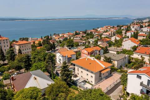 Villa Dubravka App 3 - Ferienunterkunft in Crikvenica (6 Personen)