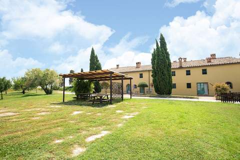 Sottobosco - Ferienunterkunft in Collesalvetti (LI) (6 Personen)