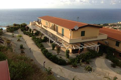 Casa Giovanni - Apt B3 - Ferienunterkunft in Parghlia (6 Personen)