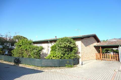 Villa Armida - Ferienunterkunft in Porto Santa Margherita (6 Personen)