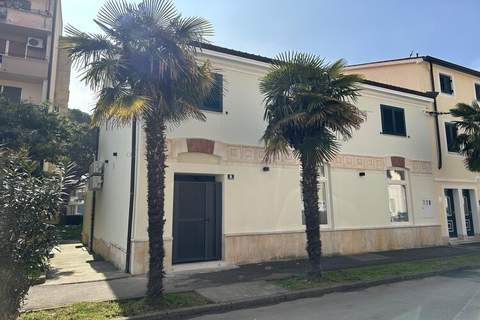 Apartment Urban Living - Ferienunterkunft in Porec (4 Personen)