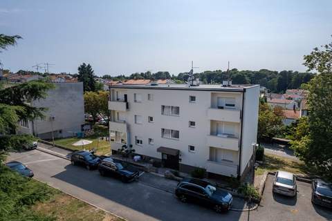 Premium Apartment Noelle - Ferienunterkunft in Porec (4 Personen)