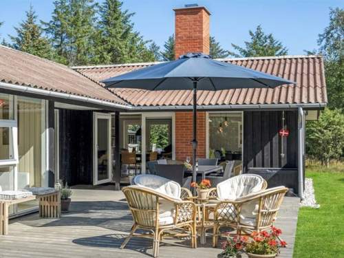 Ferienhaus Eetu - 2km from the sea
