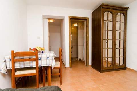 Apartments Lemeš - Comfort Studio Apartment with Terrace Ap3 - Ferienunterkunft in Drace (2 Personen)