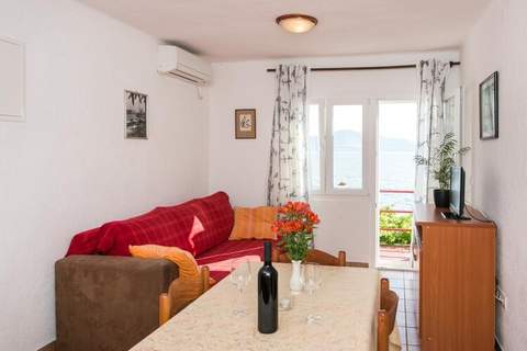Apartments Stipo - Comfort Two Bedroom Apartment with Balcony and Sea View (A2) - Ferienunterkunft in Drace (4 Personen)