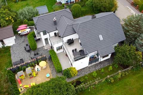Luxury Residence at the sea wth the private pool Dziwnowek - Ferienunterkunft in Dziwnowek (18 Personen)