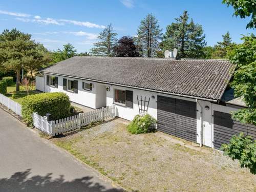 Ferienhaus Slavjanka - 2km from the sea