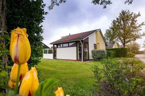 Vakantiepark Hof van Zeeland 1 - Ferienunterkunft in Heinkenszand (4 Personen)