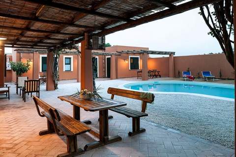 Villa Arangea Otto - Ferienunterkunft in Marsala (8 Personen)