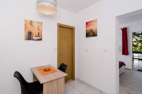 Apartments Ammos - One Bedroom Apartment with Shared Terrace and Sea View (Mali) - Ferienunterkunft in Saplunara (2 Personen)