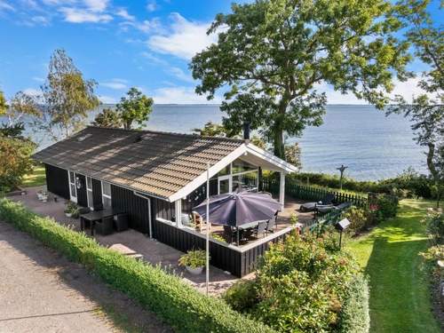 Ferienhaus Harthwik - 10m from the sea