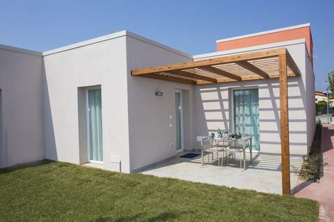 Sisan Family Resort Cisano di Bardolino - App 3 pax - Ferienunterkunft in Cisano di Bardolino (3 Personen)