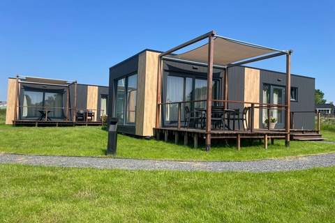 Huisje 'In de Tuin' A - Ferienunterkunft in Menaam (5 Personen)