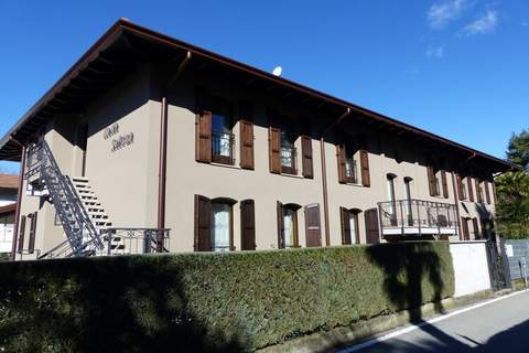 Ferienunterkunft in Maccagno con Pino e Veddasca (4 Personen)
