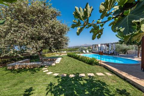 Villa4Dreams - Ferienunterkunft in Gerani (5 Personen)