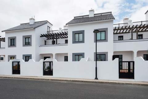 Casa B-Corralejo - Ferienunterkunft in Corralejo (9 Personen)