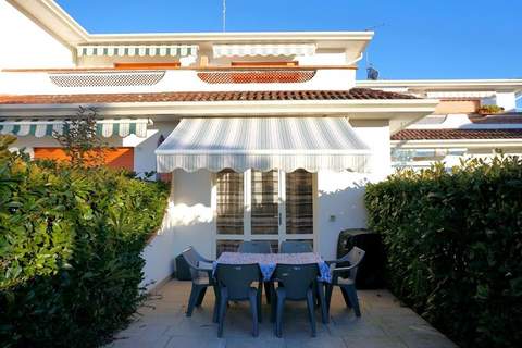 Piscine 19/58 - Ferienunterkunft in Porto Santa Margherita (6 Personen)