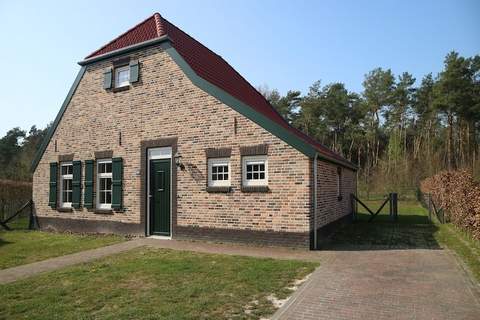 Buitenhof De Leistert 10 - Ferienunterkunft in Roggel (9 Personen)