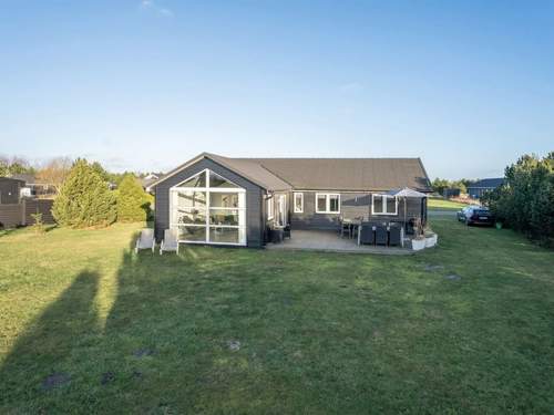 Ferienhaus Danika - 1.5km from the sea