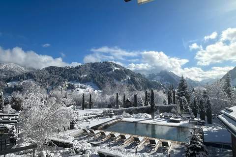 Luxurious Alpine Flat With Hotel Amenities - Ferienunterkunft in Gstaad (8 Personen)