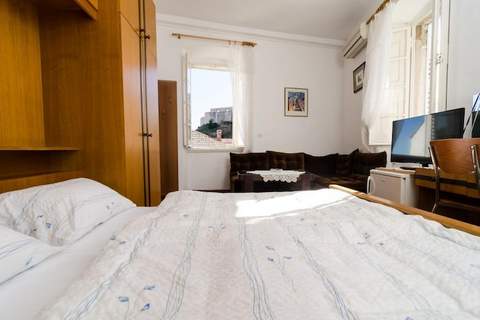 Rooms Pile - Comfort Double Room with Patio - Ferienunterkunft in Dubrovnik (3 Personen)