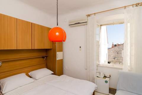 Rooms Pile - Double Room with Patio - Ferienunterkunft in Dubrovnik (3 Personen)